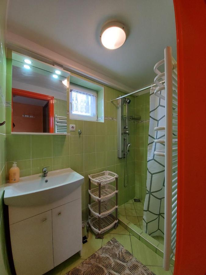 Nora Apartman Balatonlelle Buitenkant foto